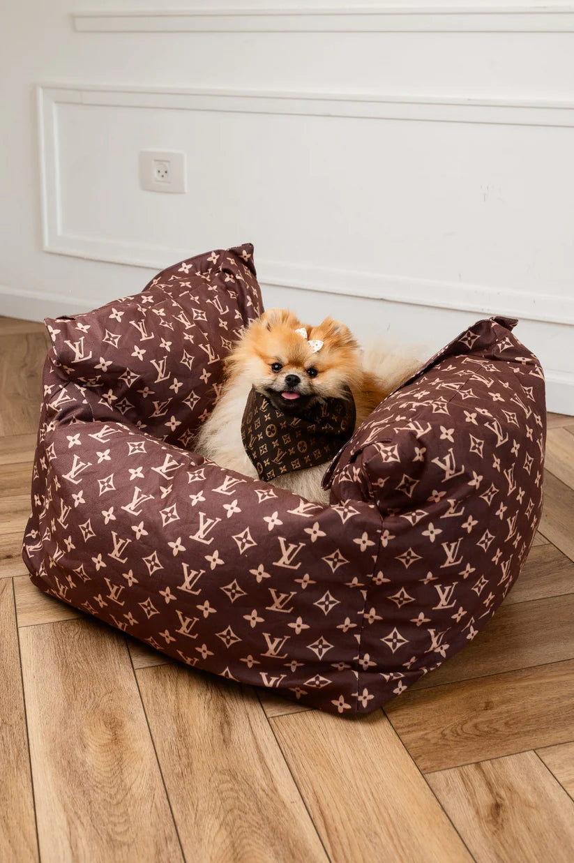 LL Red Brown Car Dog Kennel